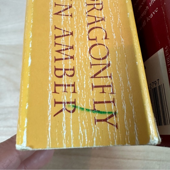 4 Diana Gabaldon paperbacks from the Outlander Series - Picture 4 of 9